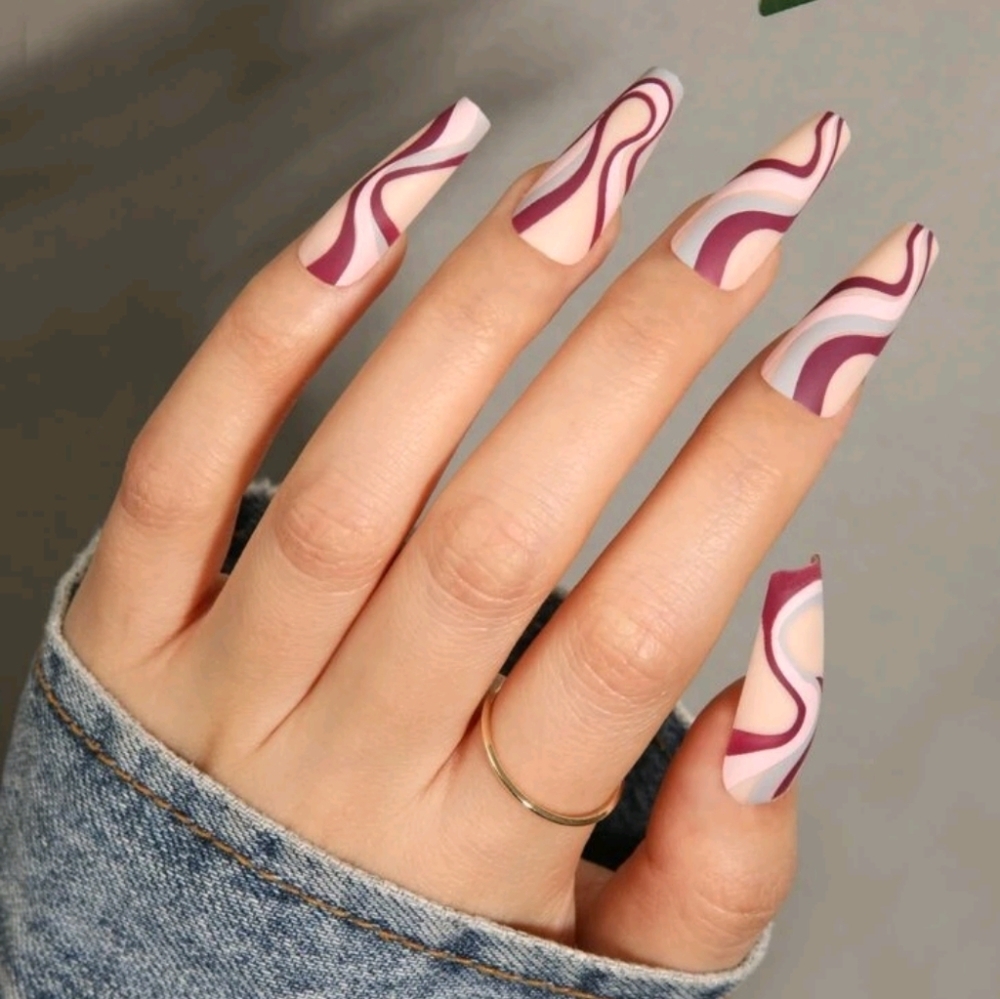 Plum Swirl Press On Nails